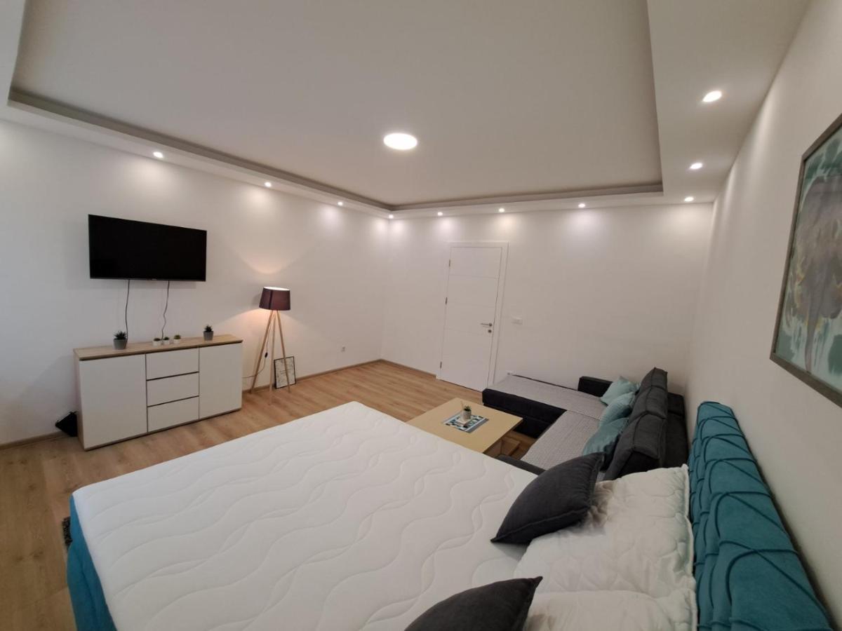 Apartman Andrea SJJ Exterior photo
